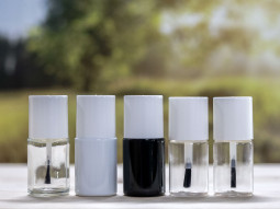 Screw Cap Calendula, White // Thread 13/415 CLEARANCE *SALE*